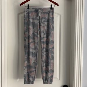 Pj salvage Camo joggers